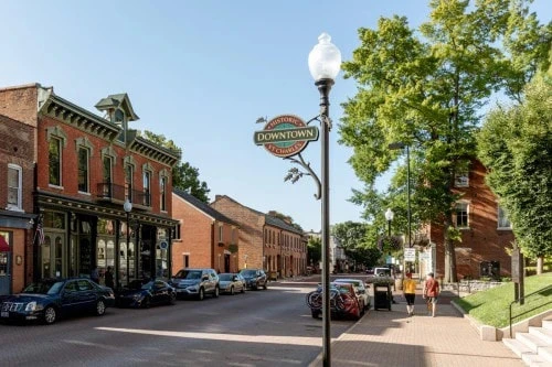 Discover Historic Main St. Charles, MO and all the attractions it has to offer. Only half a mile away from Vine Street Vacations' Short-Term Rental Properties.